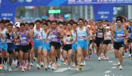 2022厦门马拉松赛暨全国马拉松锦标赛开赛 28000人激情奔跑